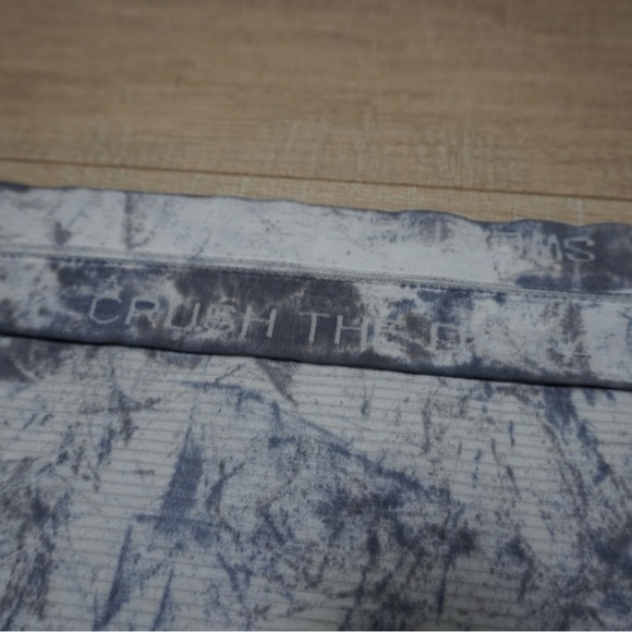 Lululemon Swiftly Tech Racerback 2.0 *Multi Dye - Picture 9 of 10